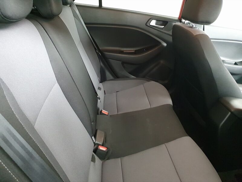 More views of Hyundai i20