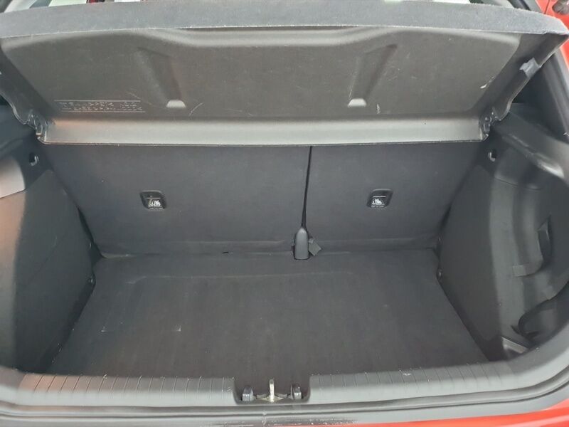 More views of Hyundai i20