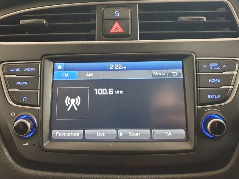 More views of Hyundai i20