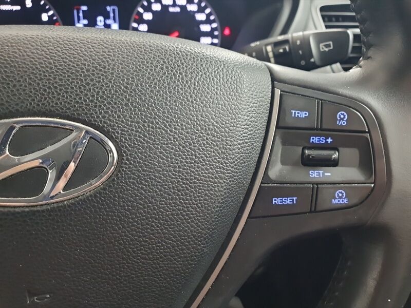 More views of Hyundai i20