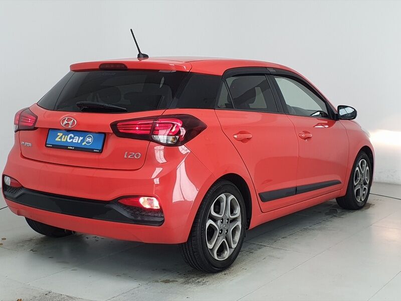 More views of Hyundai i20