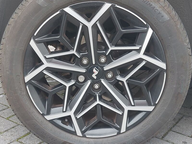 More views of Hyundai Tucson