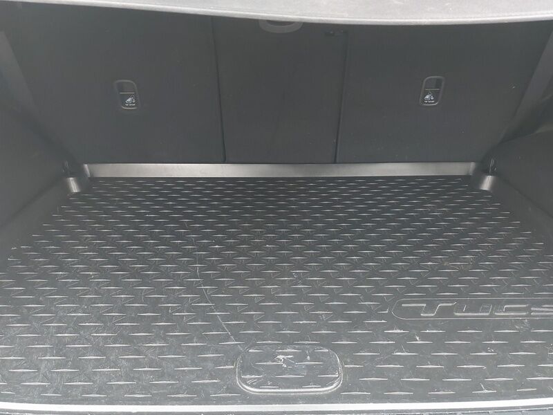 More views of Hyundai Tucson