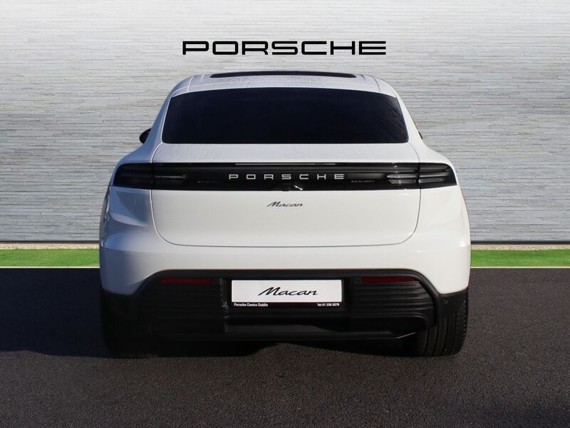 More views of Porsche Macan