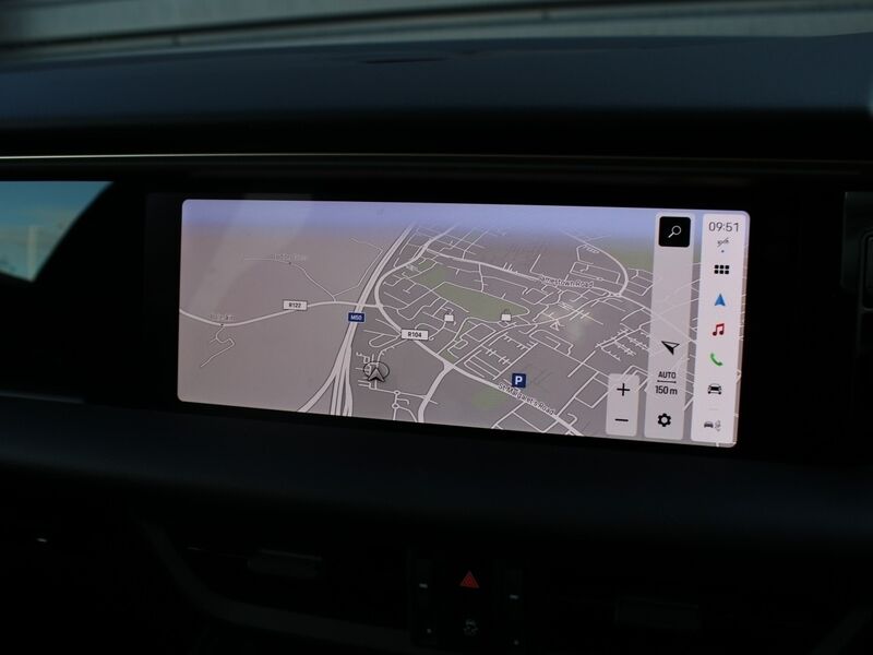 More views of Porsche Macan