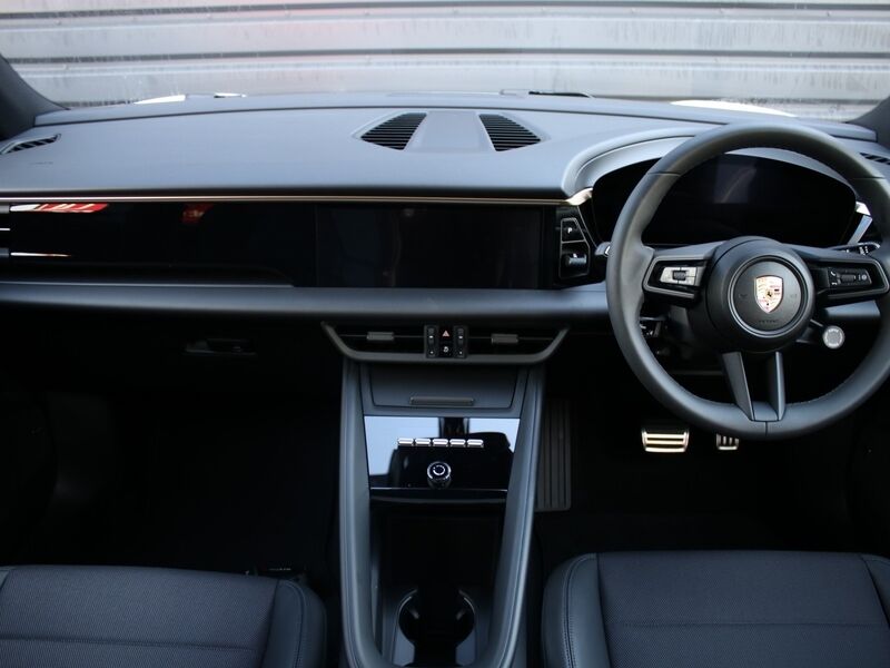 More views of Porsche Macan