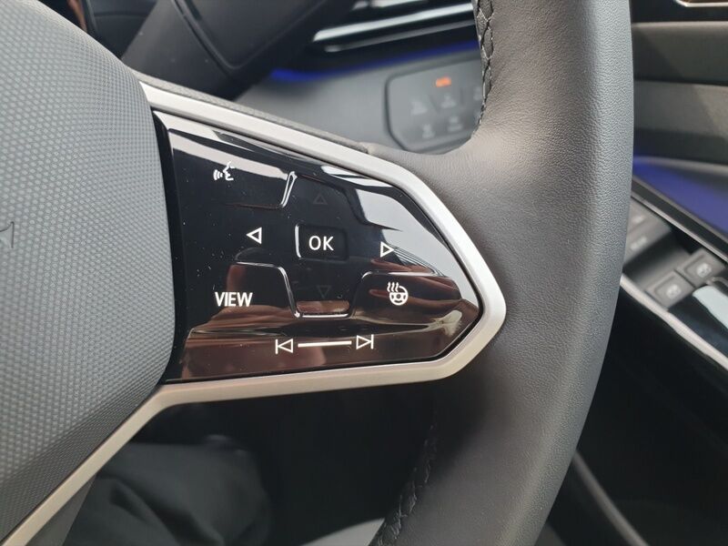 More views of Volkswagen ID.4