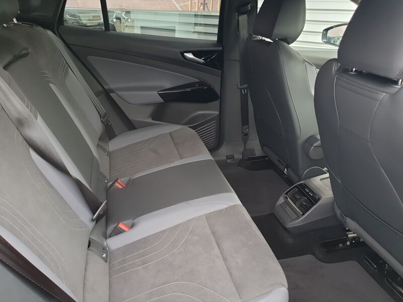 More views of Volkswagen ID.4