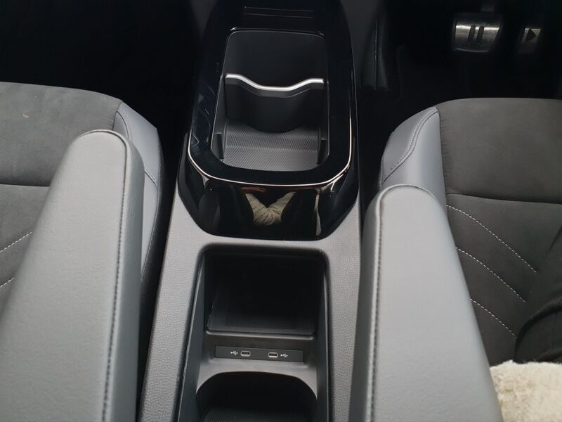 More views of Volkswagen ID.4