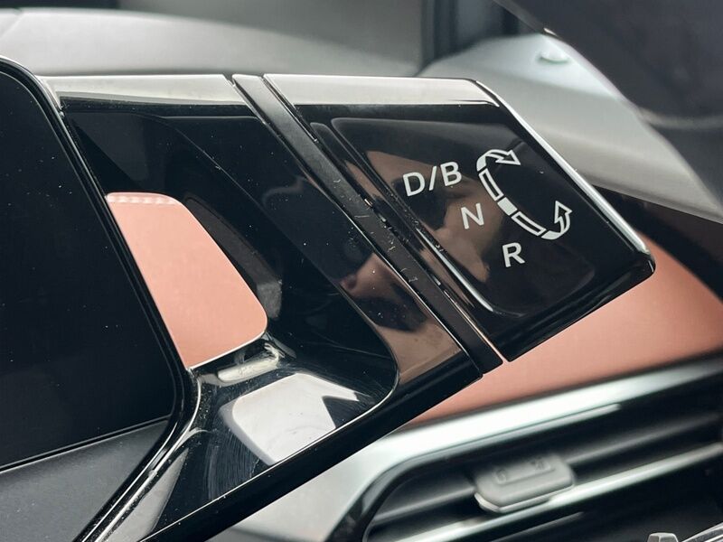 More views of Volkswagen ID.5