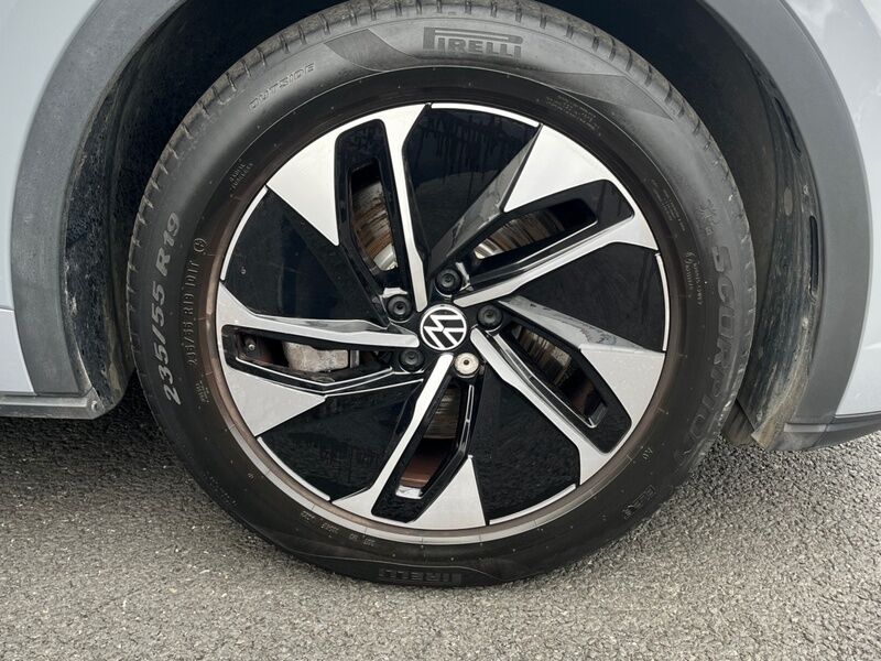 More views of Volkswagen ID.5