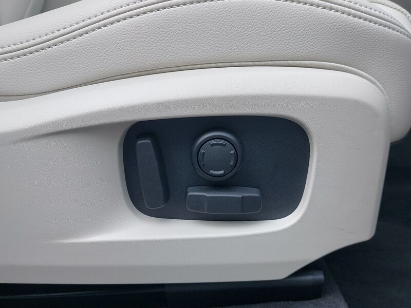 More views of Jaguar F- PACE