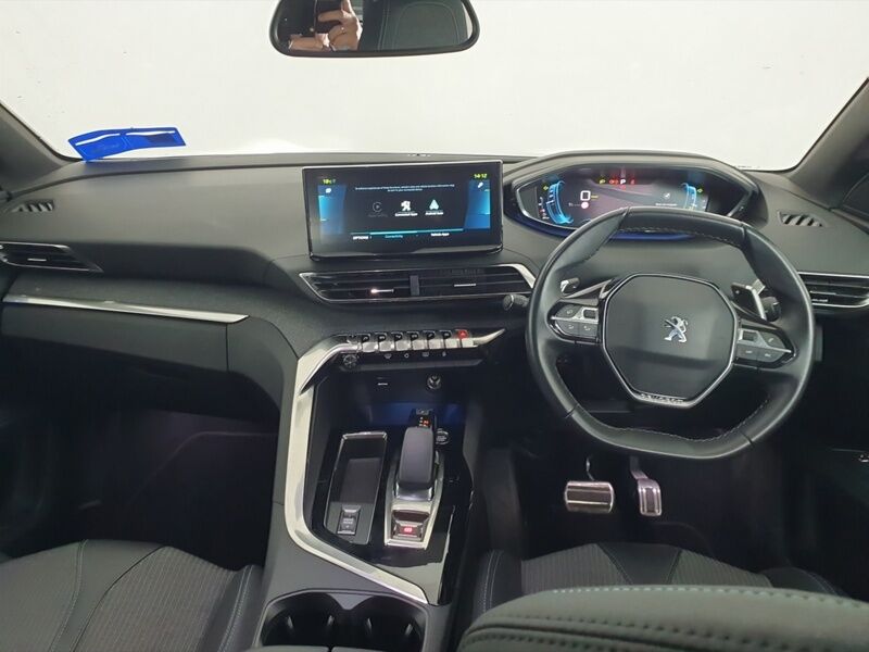 More views of Peugeot 3008