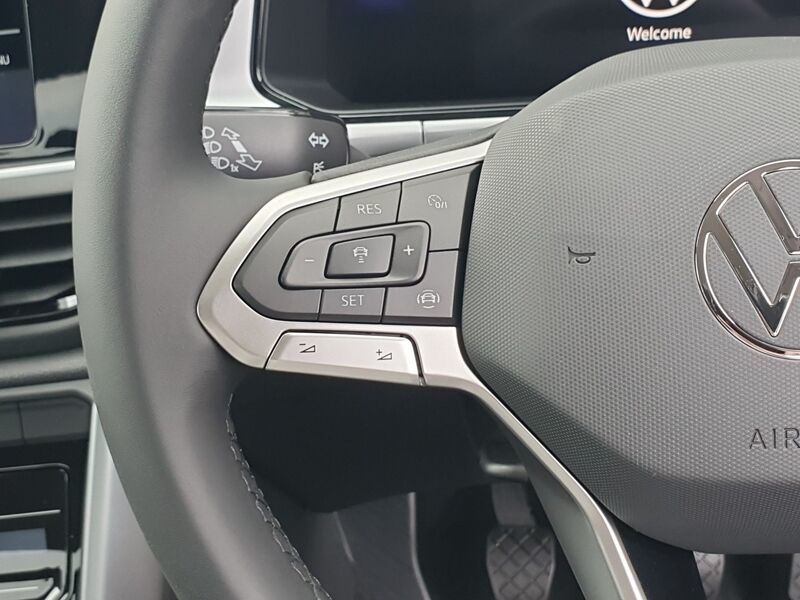 More views of Volkswagen T-Roc