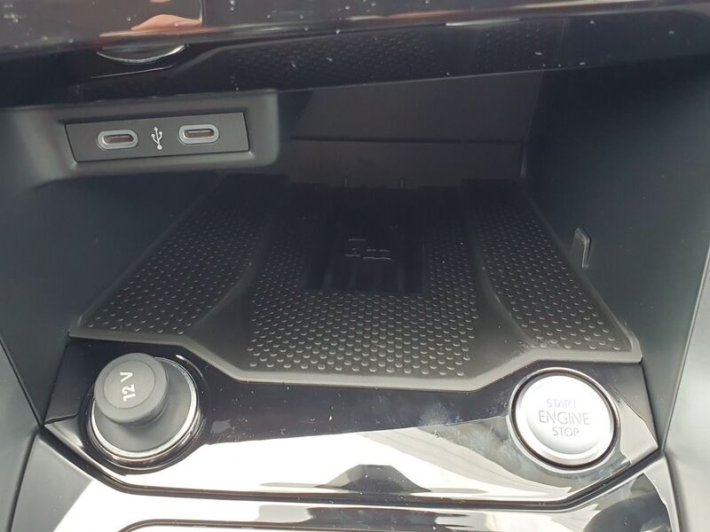 More views of Volkswagen T-Roc