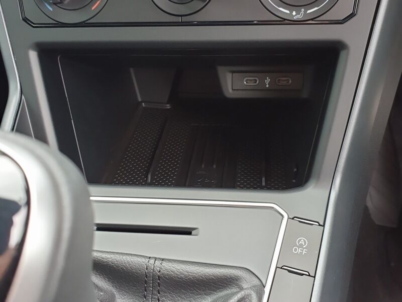 More views of Volkswagen Polo