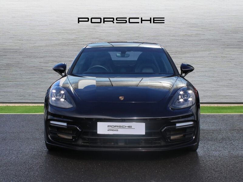 More views of Porsche Panamera