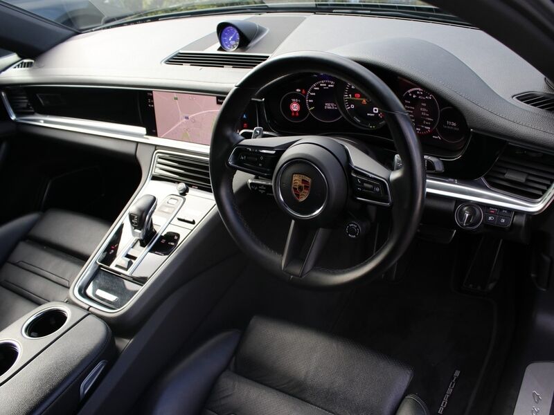 More views of Porsche Panamera