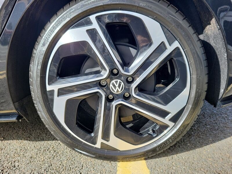 More views of Volkswagen ID.3
