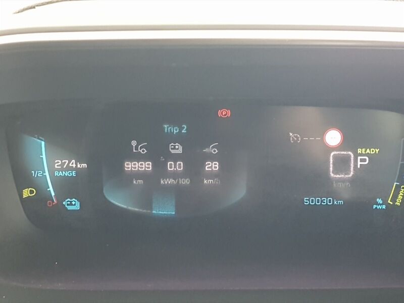 More views of Peugeot 2008