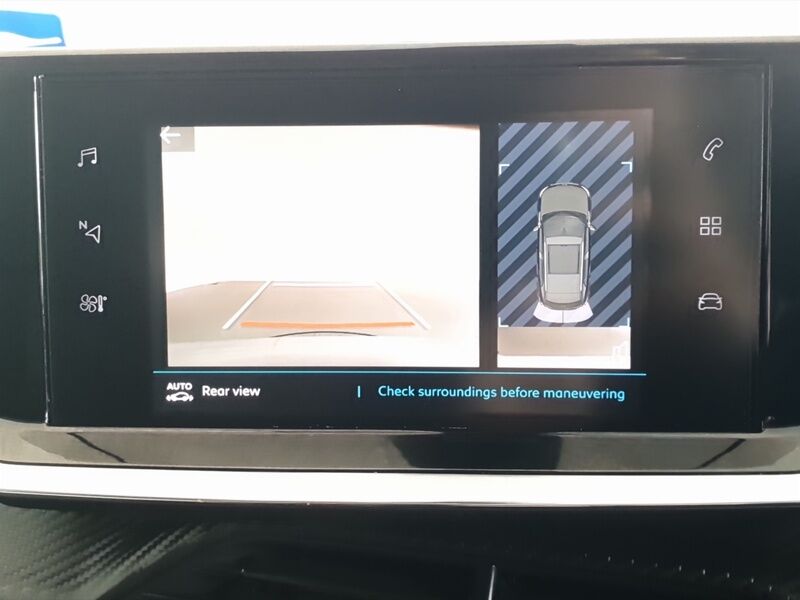 More views of Peugeot 2008