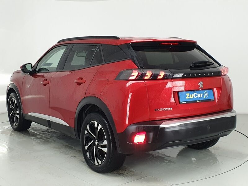 More views of Peugeot 2008