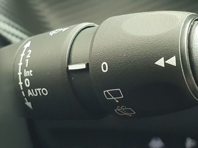 More views of Peugeot 2008