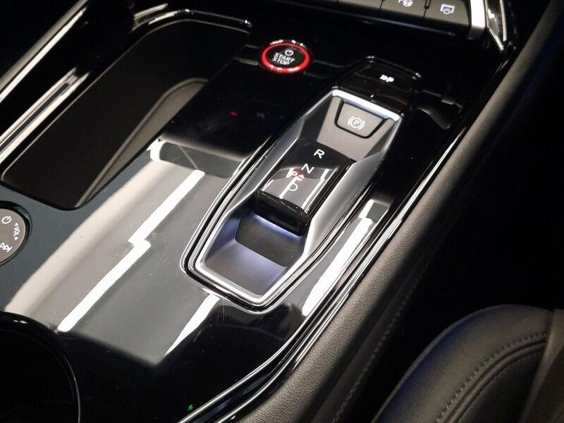 More views of Audi e-tron GT quattro