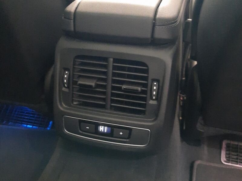 More views of Audi e-tron GT quattro