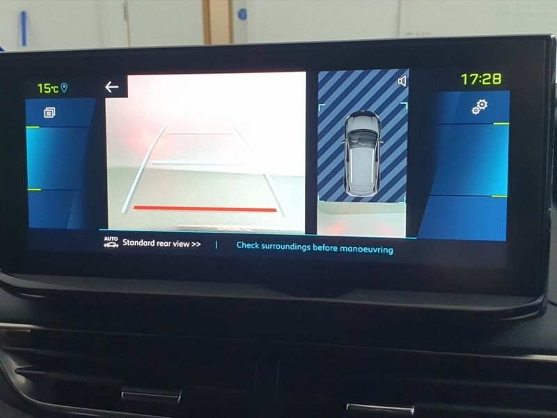 More views of Peugeot 3008