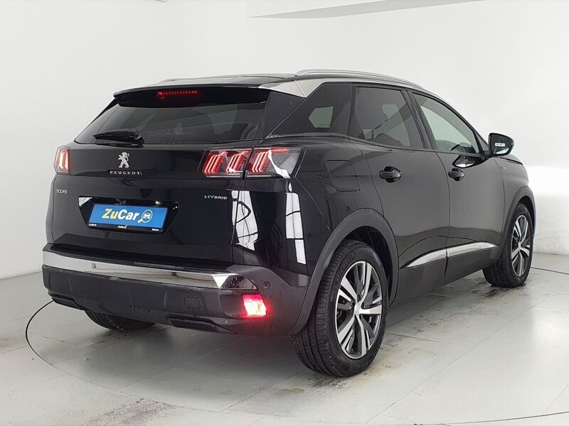 More views of Peugeot 3008