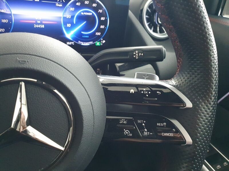 More views of Mercedes-Benz EQA