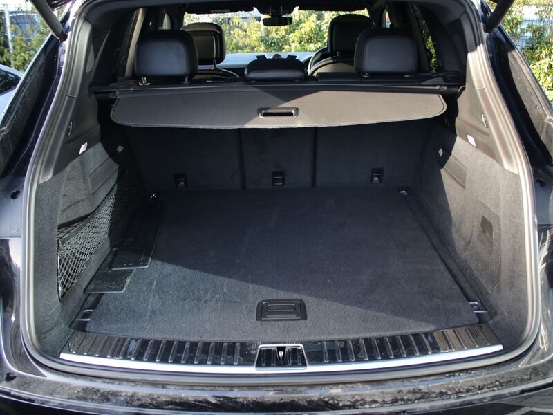 More views of Porsche Cayenne