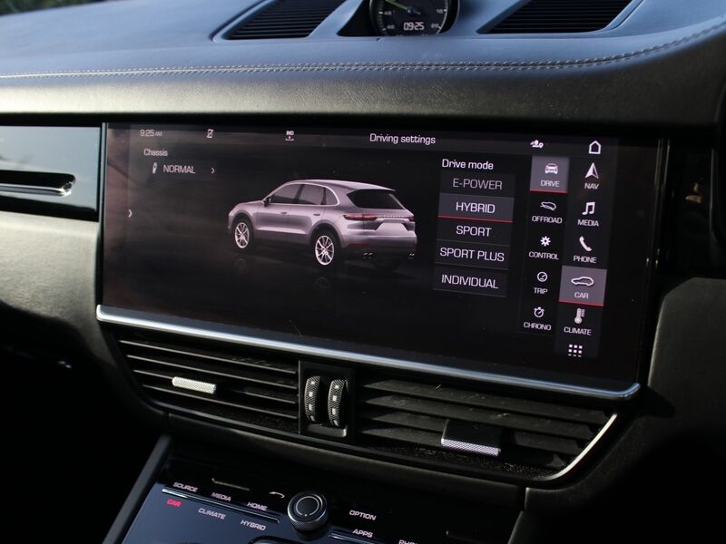 More views of Porsche Cayenne