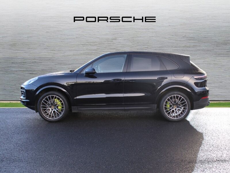 More views of Porsche Cayenne