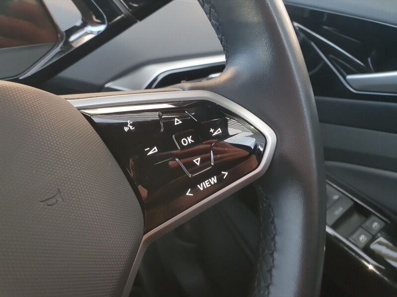 More views of Volkswagen ID.4