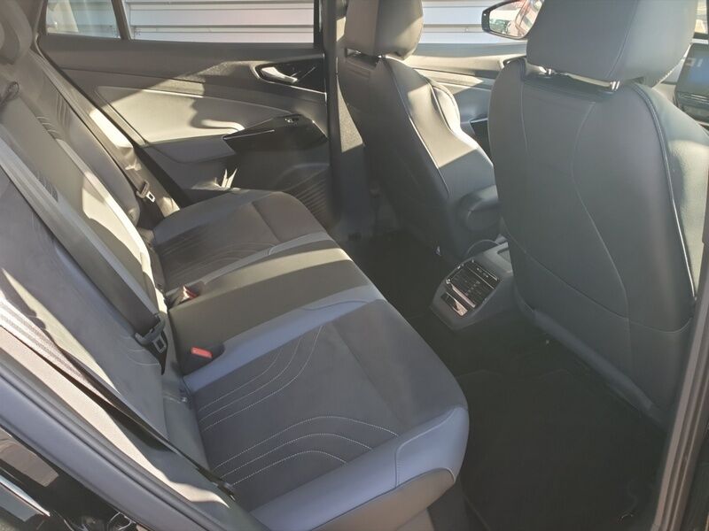 More views of Volkswagen ID.4