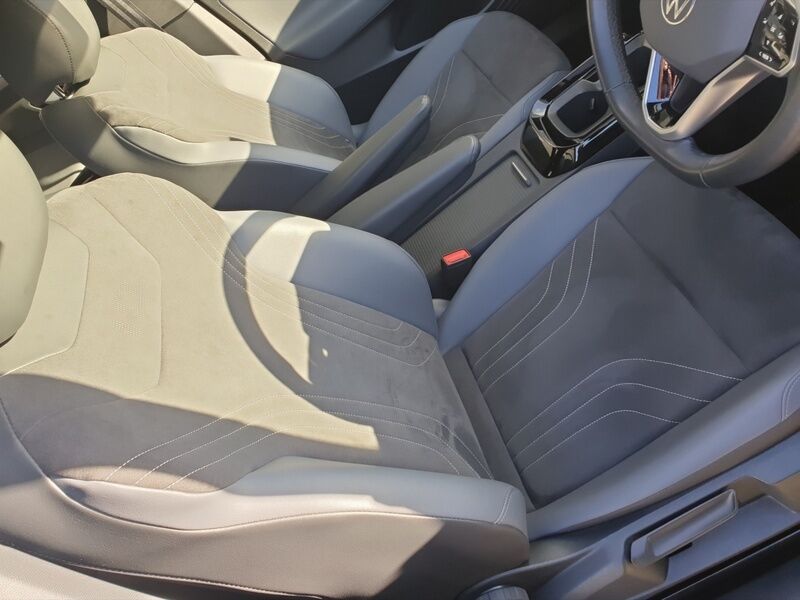 More views of Volkswagen ID.4