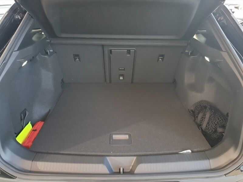 More views of Volkswagen ID.4