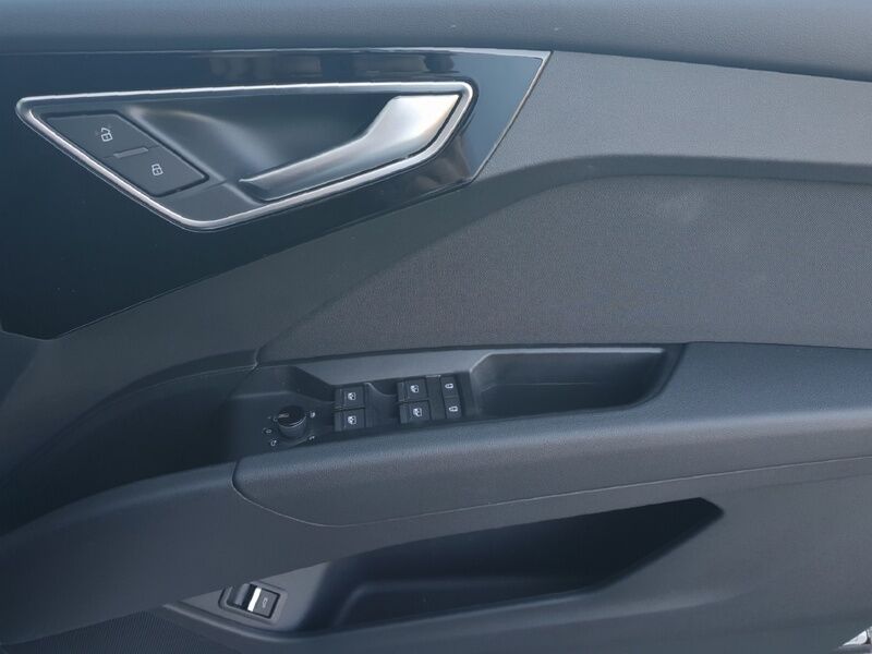 More views of Audi Q4 E-tron