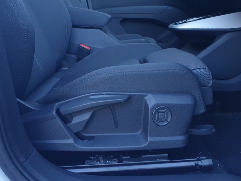 More views of Audi Q4 E-tron