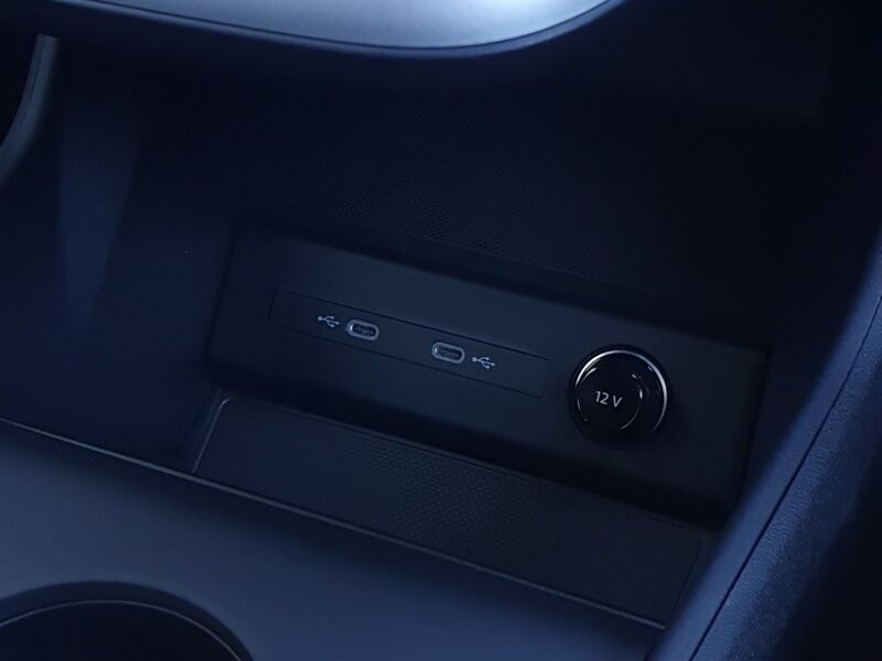 More views of Audi Q4 E-tron