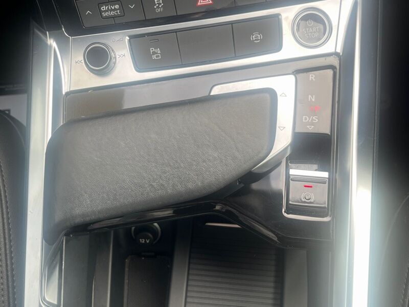 More views of Audi E-Tron