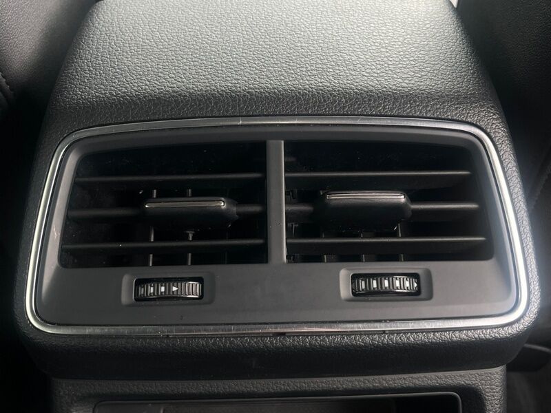 More views of Audi E-Tron