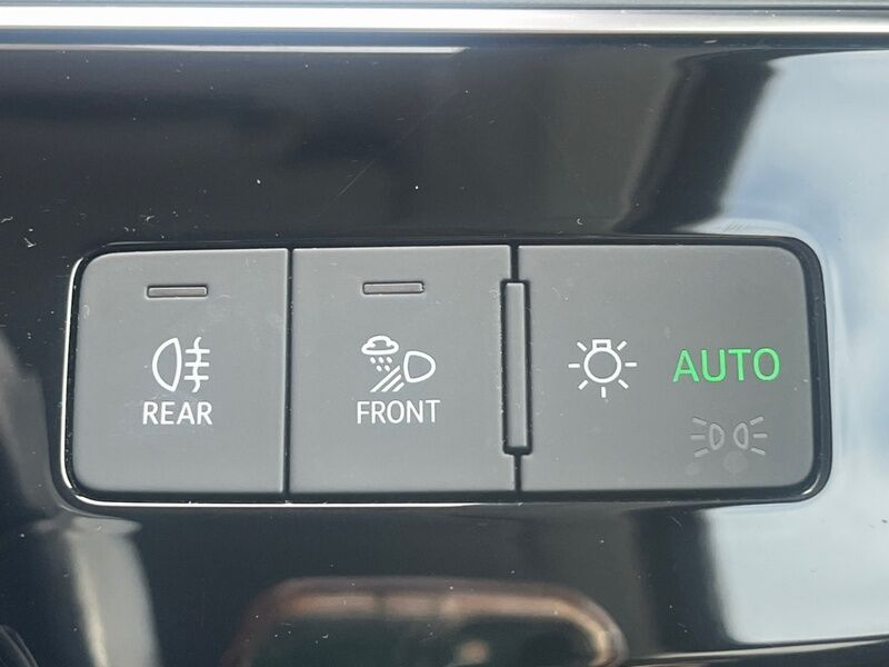 More views of Audi E-Tron