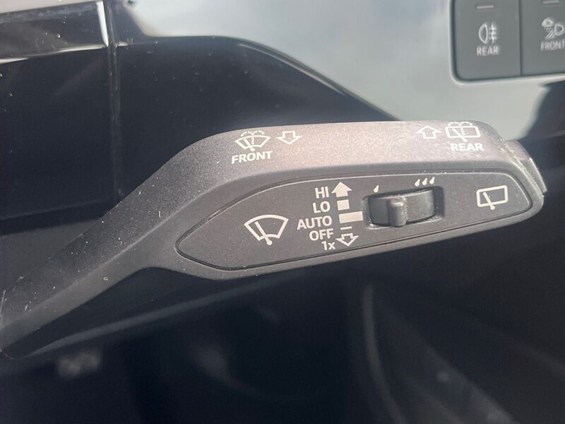 More views of Audi E-Tron