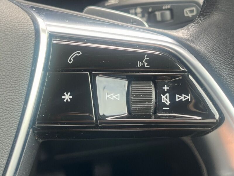 More views of Audi E-Tron