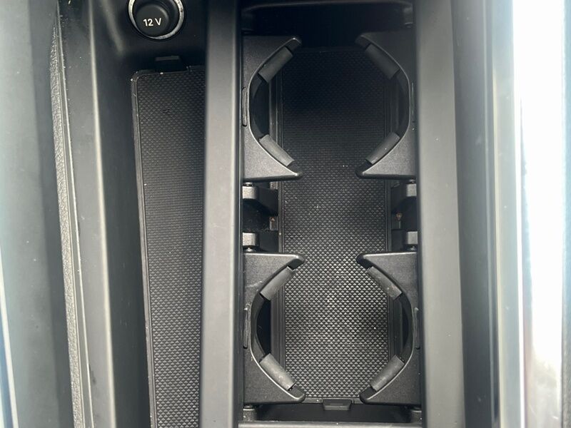 More views of Audi E-Tron