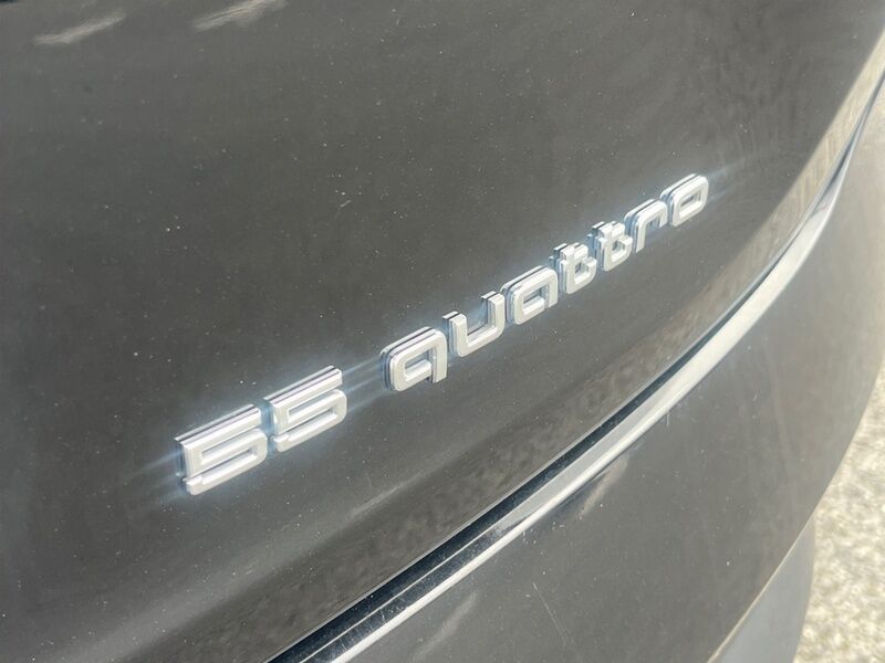 More views of Audi E-Tron