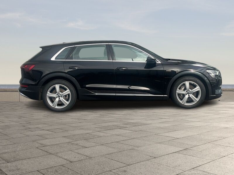 More views of Audi E-Tron